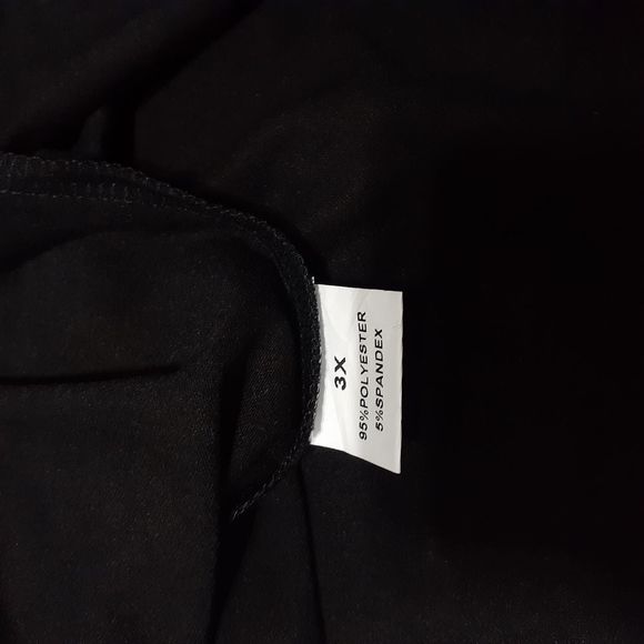 Plus Size "Let Me Sleep" Black Night Shirt NWOT Large - Picture 2 of 3
